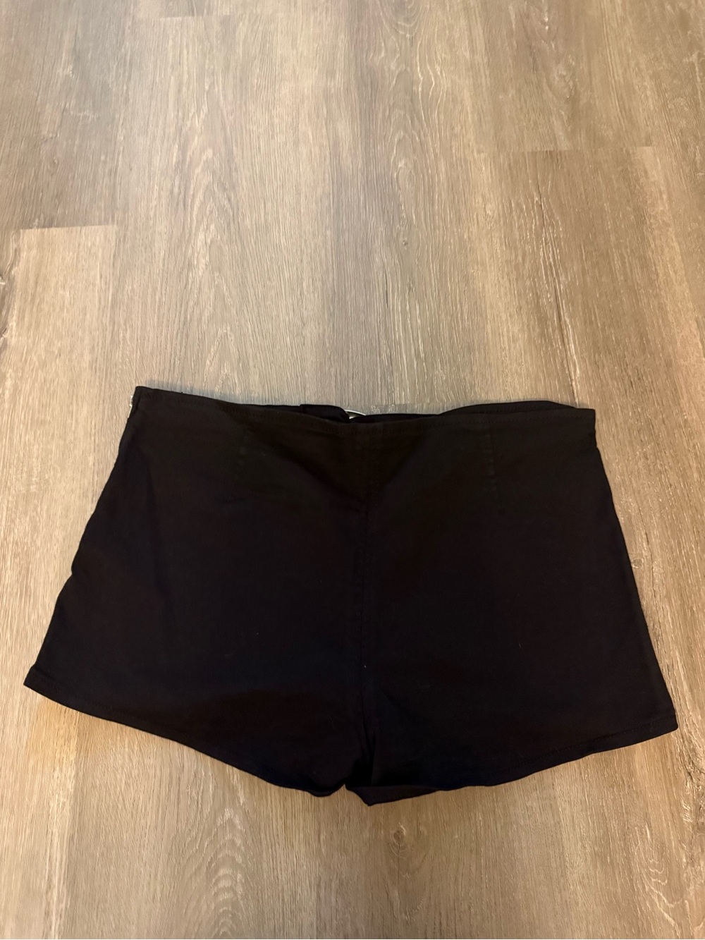 BDG black belted skort - Picture 3 of 3